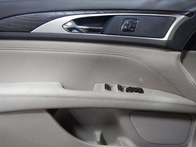 2017 Lincoln MKZ AWD Reserve 4dr Sedan